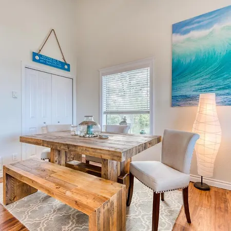 Coastal Comfort Oceanside Exterior photo