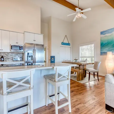Coastal Comfort Oceanside Exterior photo